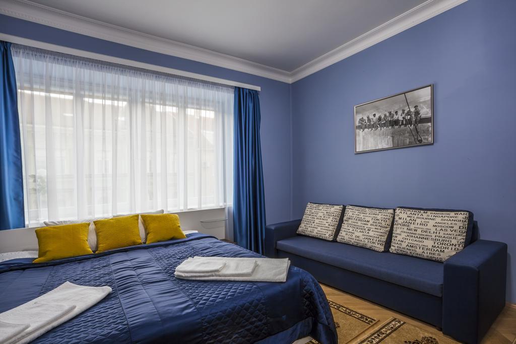 Luxury Air-Conditioned Rooms In Old Town Bratislava Exteriér fotografie