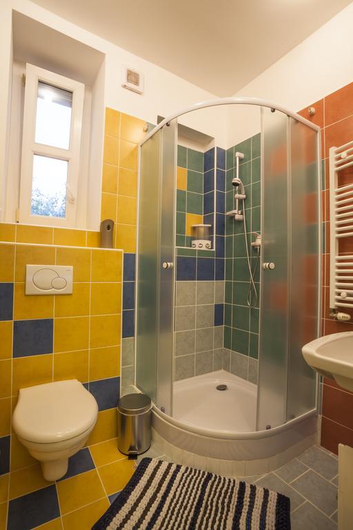 Luxury Air-Conditioned Rooms In Old Town Bratislava Exteriér fotografie