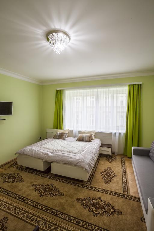 Luxury Air-Conditioned Rooms In Old Town Bratislava Exteriér fotografie